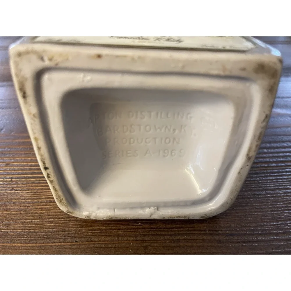 Canadian Mist vintage canadian